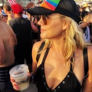 Meet your Posher, Mandy